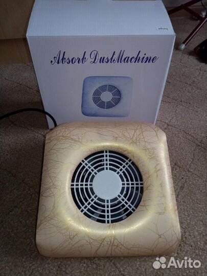 Мини-пылесос для маникюра и педикюра