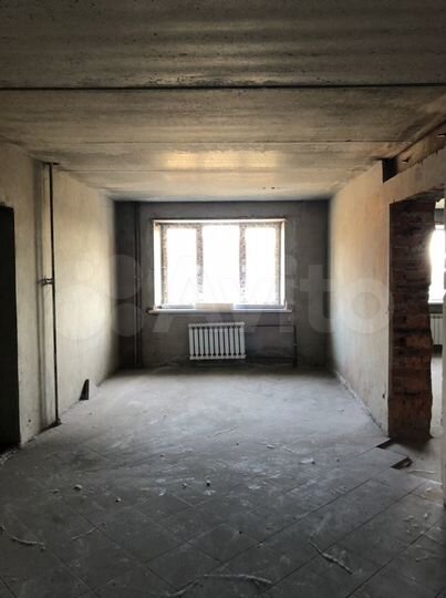 2-к. квартира, 72 м², 1/10 эт.