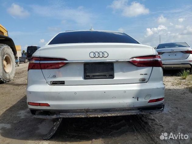 В разборе авто Audi A6 2.0L 2020