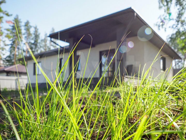 Коттедж 131,1 м² на участке 9,8 сот.