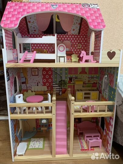 Домик кукольный