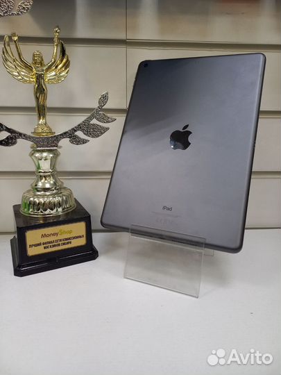 Планшет Apple iPad 7 2019 32gb WiFi (В9)