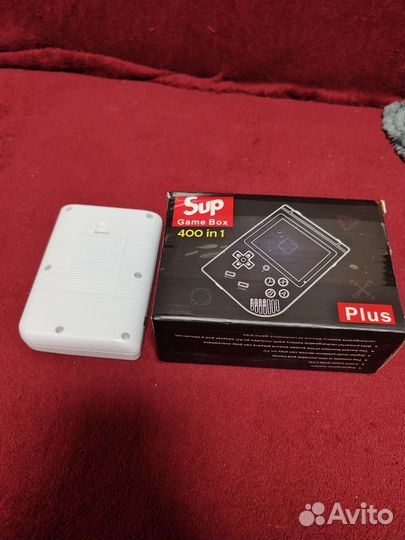 Портативная игровая приставка