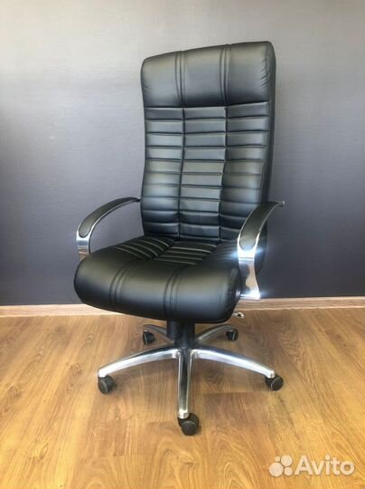 Офисное кресло от производителя