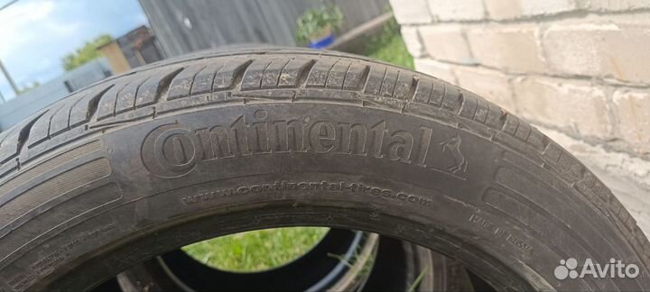 Continental ContiCrossContact LX2 215/50 R17