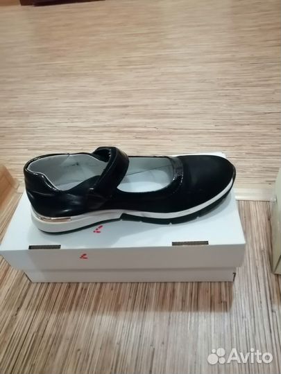 Продам туфли