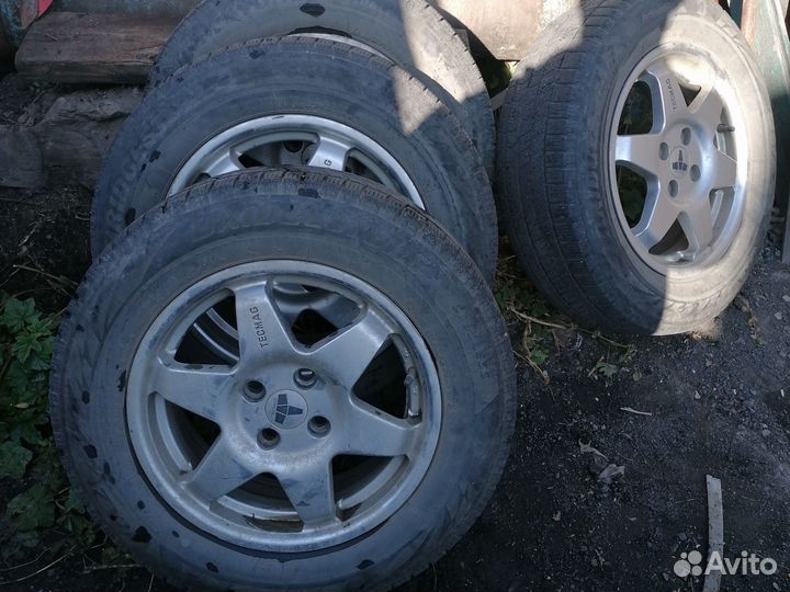 Bridgestone 613V 195/65 R15