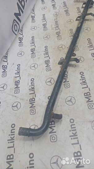 Патрубок системы охлаждения Mercedes M275