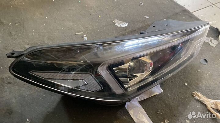 Фара передняя правая hyundai tucson 3 рестайлинг