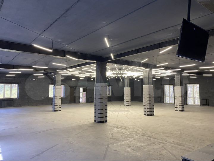 Свободного назначения, 1800 м²