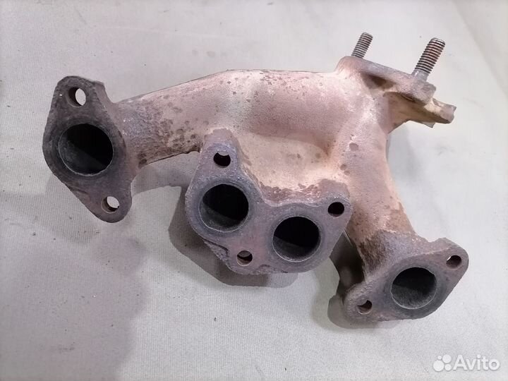 Коллектор выпускной Mazda 323 5E 1.5 1980-1989
