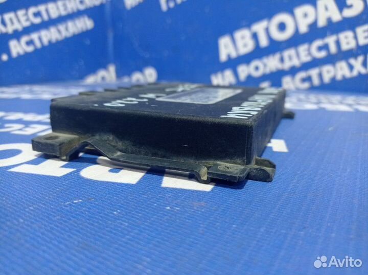 Блок управления парктроником Mercedes-Benz W220