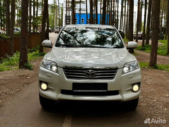 Toyota RAV4 2.0 CVT, 2011, 125 700 км