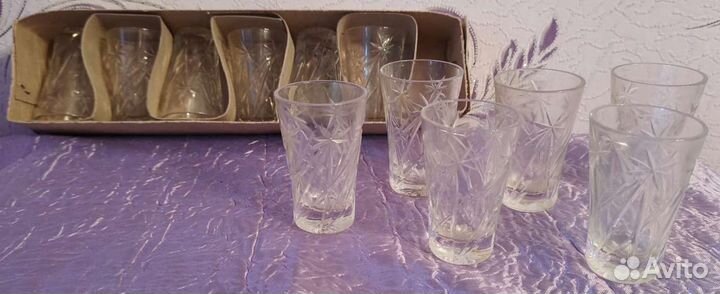 Рюмки цветное стекло, хрустальные