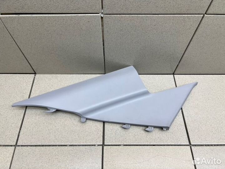 Обшивка стойки задняя левая Hyundai Solaris седан