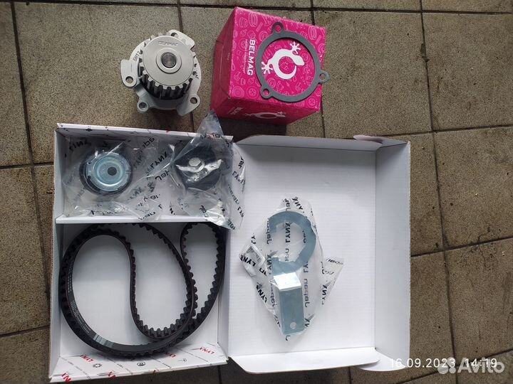 Грм и помпа Веста приора 16v