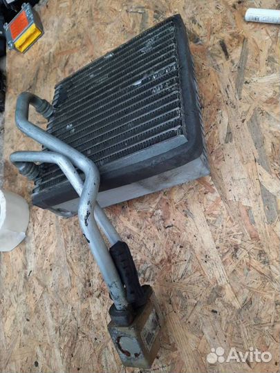 Радиатор кондиционера Volkswagen Bora 2001