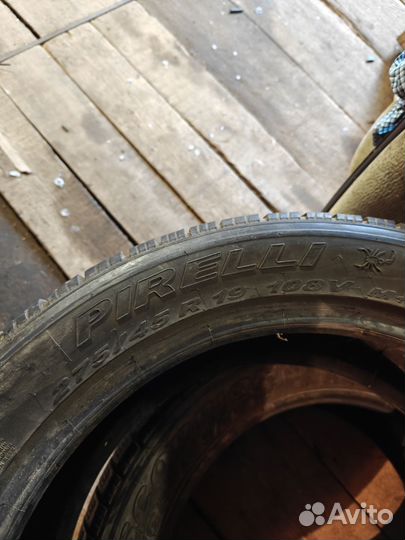 Pirelli Scorpion Ice&Snow 275/45 R19