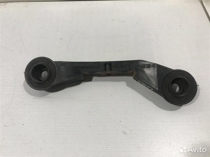 Кронштейн (сопут. товар) Opel Zafira B 2005-2012