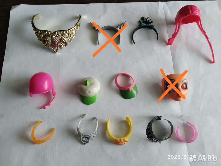 Аксессуары для разных кукол