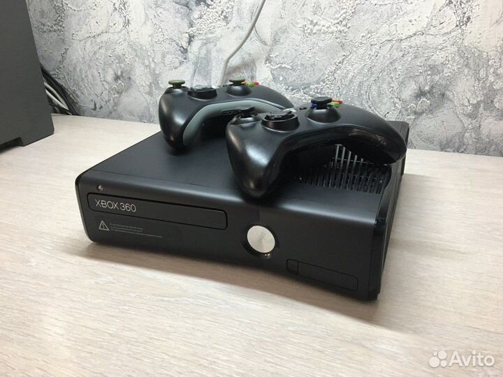 Xbox 360S freeboot + 100 игр