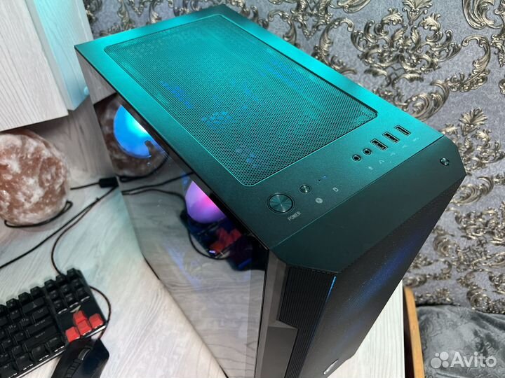 Игровой настольный компьютер