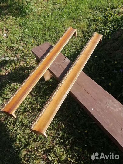 Карниз деревянный с лепниной