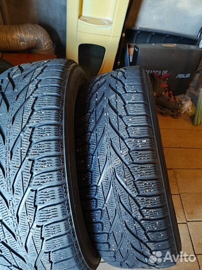 Nokian Tyres Hakkapeliitta 7 SUV 235/65 R17