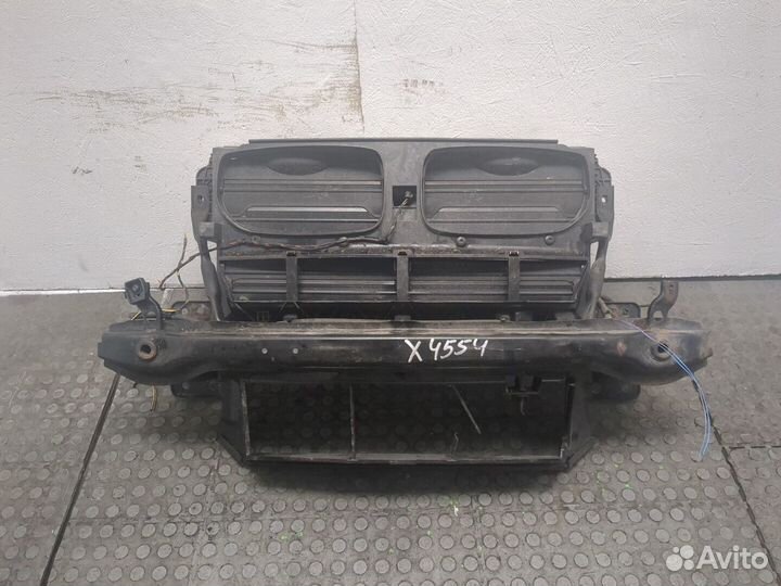 Рамка передняя BMW X5 E70, 2010