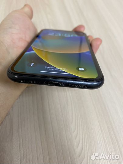 iPhone Xr, 64 ГБ