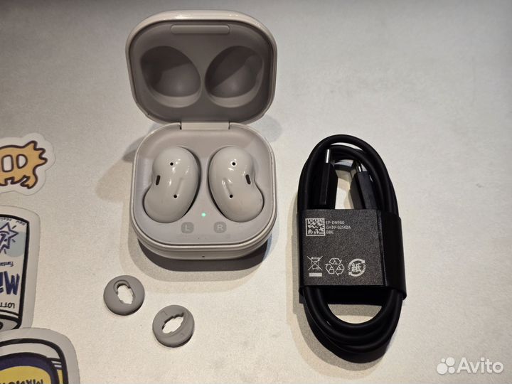 Samsung galaxy buds live