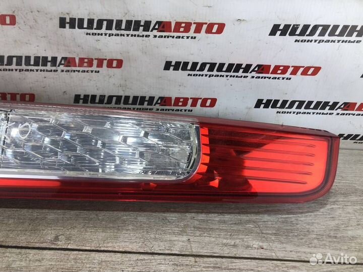 Фонарь правый Форд Фокус 2