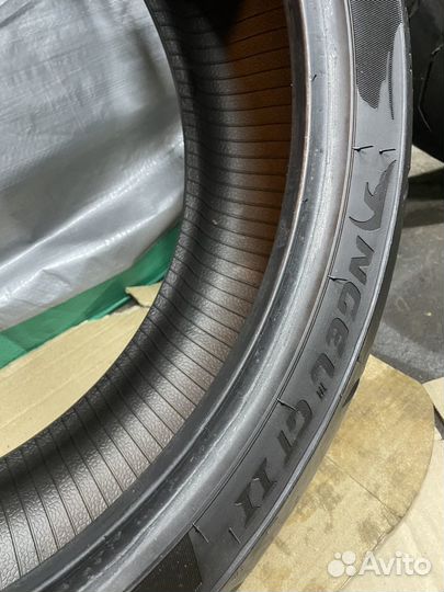 Pirelli angel gt2 180 55 R17/ 120 70 R17