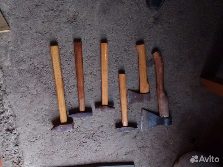 Топоры и молотки