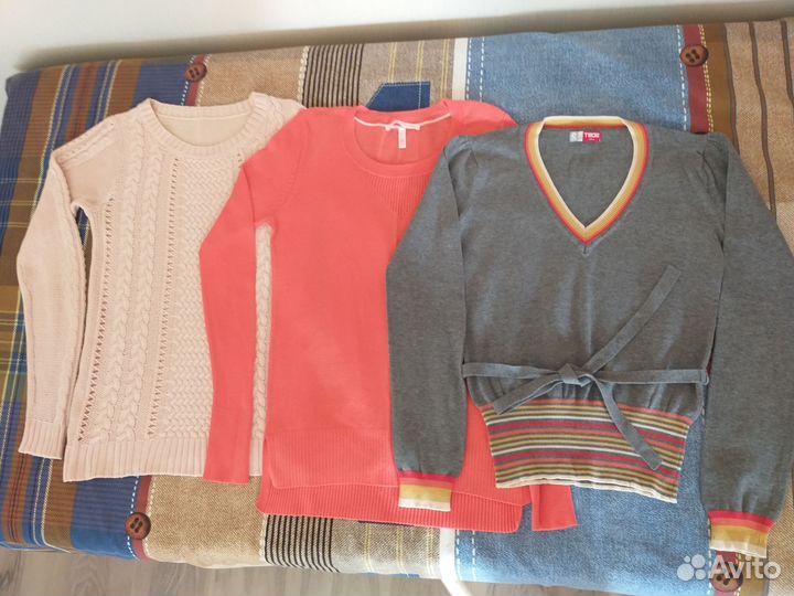 Свитера девушке 42-44 разм