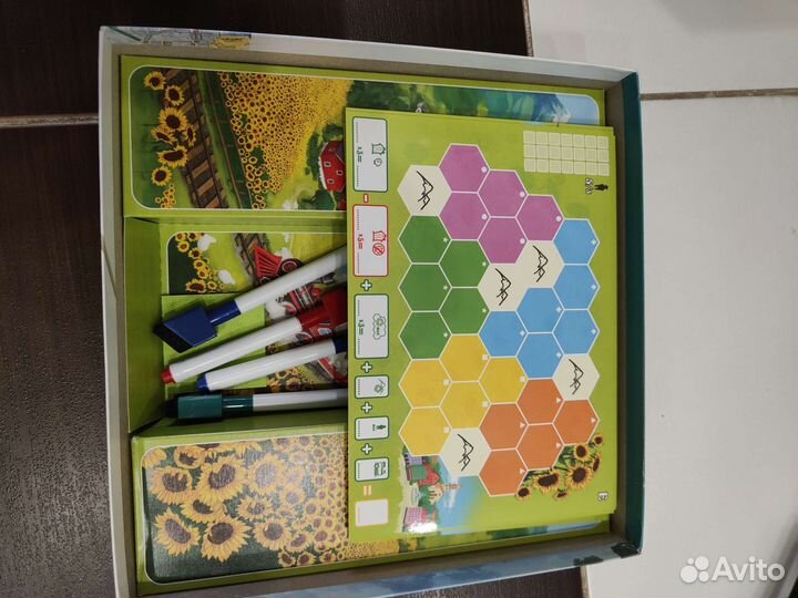 Настольная игра Солнечная долина Делюкс