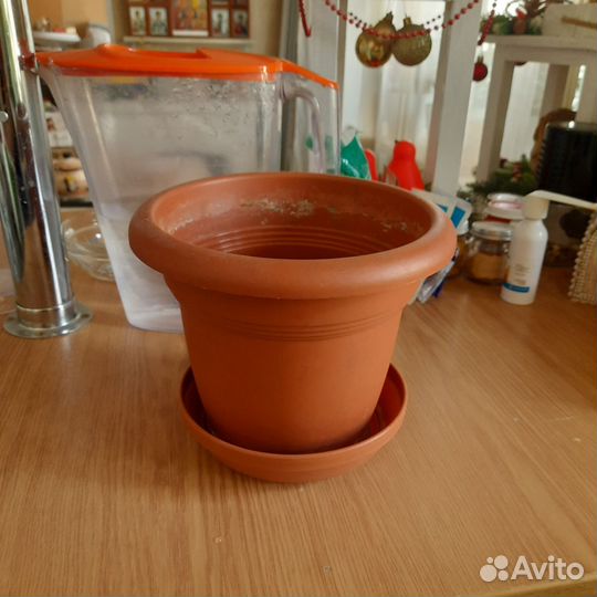 Горшок под цветок бу