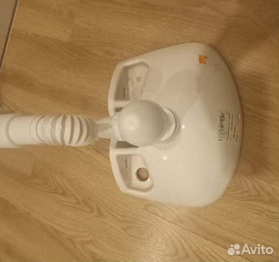 Раковина в ванную новая