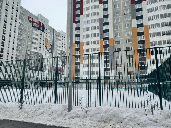 2-к. квартира, 67,8 м², 3/15 эт.