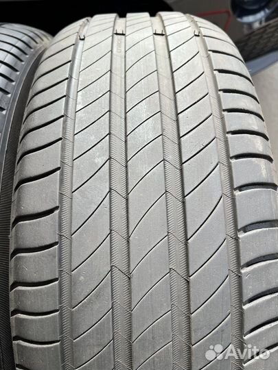 Michelin Primacy 4 215/55 R17