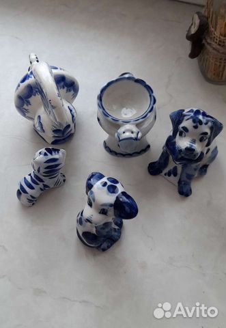 Статуэтки, есть гжель