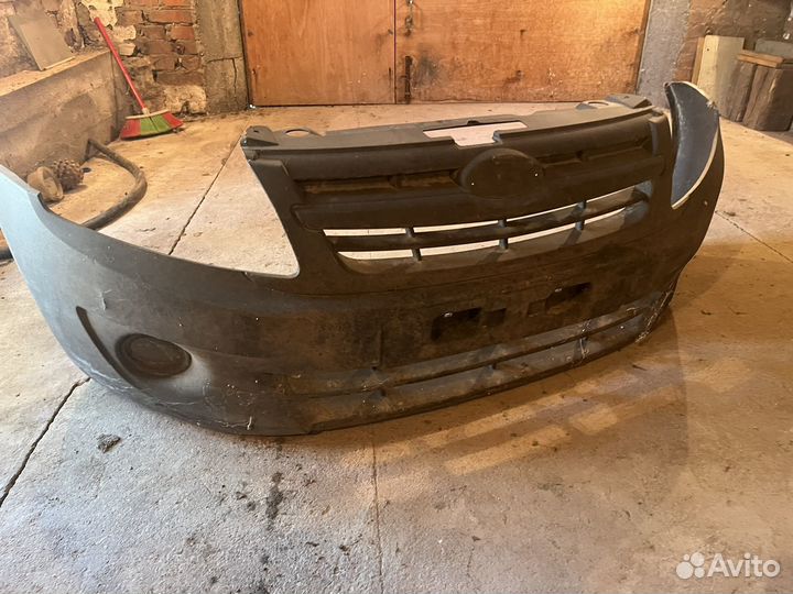 Передний бампер LADA Granta