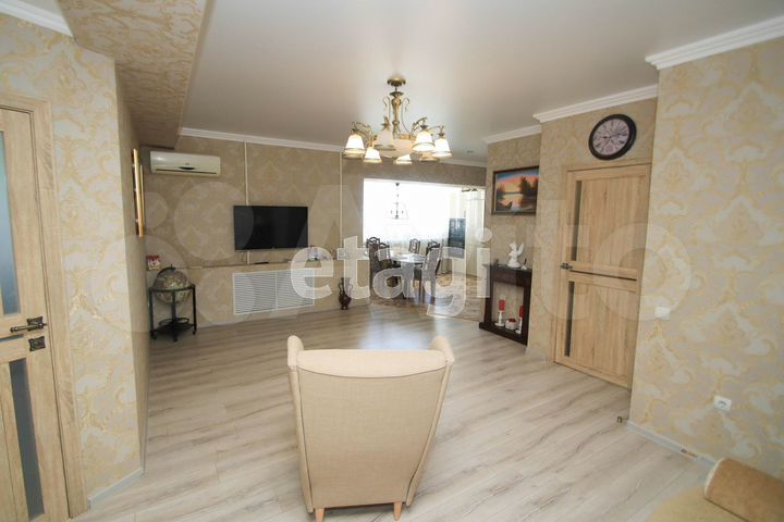 4-к. квартира, 128 м², 7/10 эт.