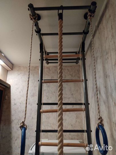 Спортивная шведская стенка