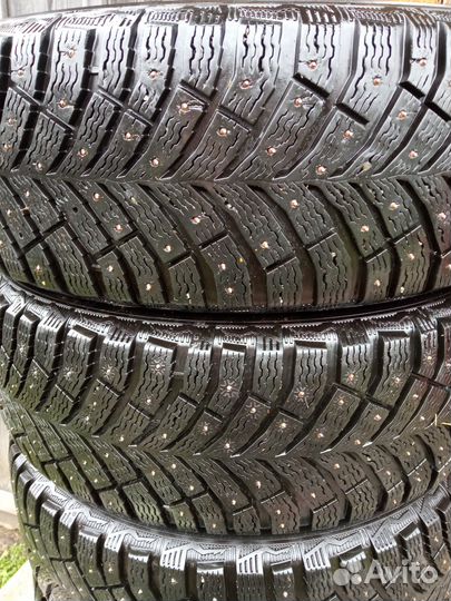 Michelin X-Ice 205/55 R16 и 205/55 R16 99