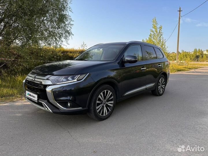 Mitsubishi Outlander 2.4 CVT, 2019, 99 000 км