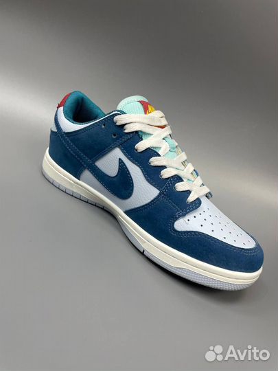 Кроссовки Nike Dunk Low