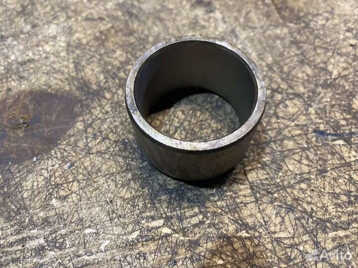 Втулка 9T-4007