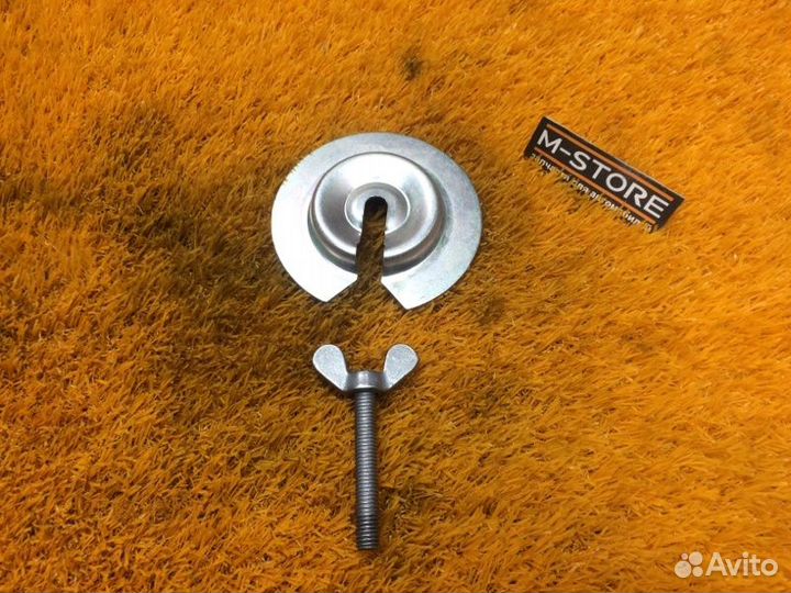 Крепление запасного колеса Volkswagen Tiguan 5N