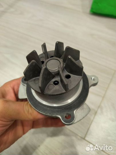 Водяная помпа INA лада Гранта, Калина 2, Ларгус